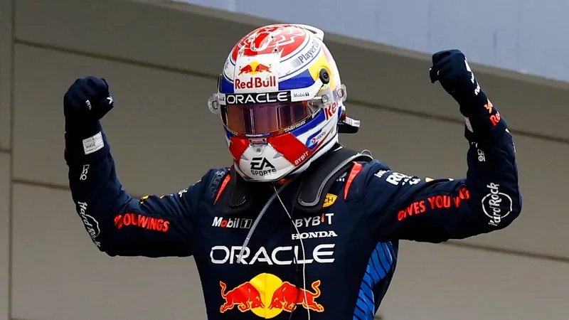 Max Verstappen comemora vitória no GP do Japão de F1 2024