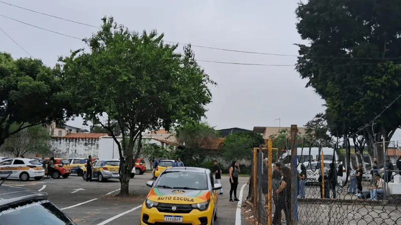 Operação fiscaliza veículos de auto escolas na zona sul de São José dos Campos