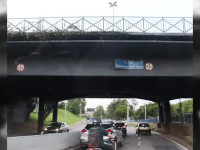 Ponte, em Sorocaba, tem tráfego interrompido na segunda-feira 