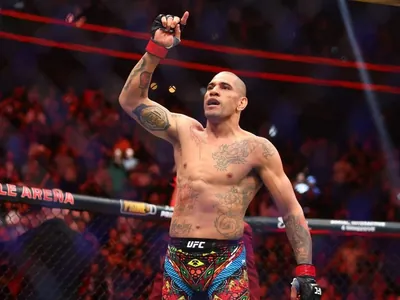 Brasileiros vão bem no UFC 300: confira todos os resultados e prêmios da noite