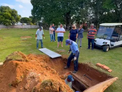 Campinas faz primeiro sepultamento de animal no cemitério dos Amarais