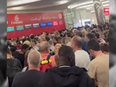 Brasileiros ficam retidos no aeroporto de Dubai após tempestade