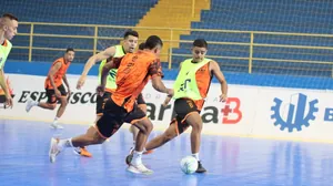 São José Futsal enfrenta a equipe da Assoeva no ginásio do Tênis Clube