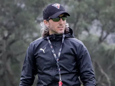 São Paulo fecha com técnico Luis Zubeldía, ex-LDU