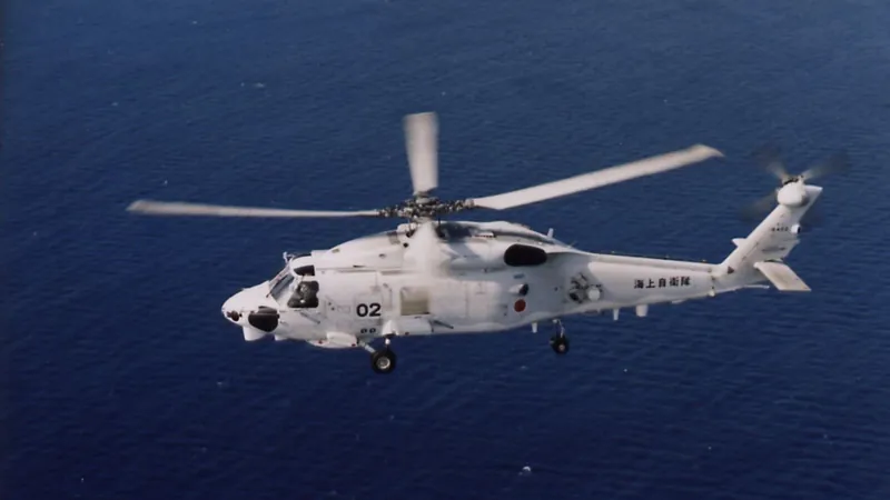 Imagem ilustrativa do helicóptero modelo SH-60K, da Força de Autodefesa do Japão