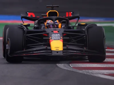 Max Verstappen quebra tabu e vence GP da China pela primeira vez