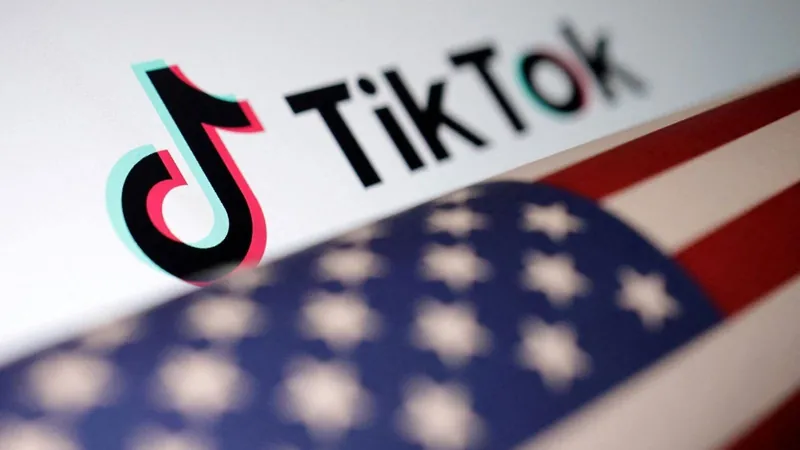  EUA aprovam pacote de ajuda militar e banimento do TikTok no mesmo projeto