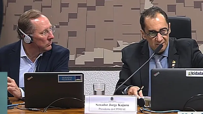 John Textor (esquerda) e Jorge Kajuru no Senado Federal, em Brasília