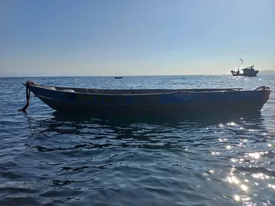 Embarcação de pescadores desaparecidos é encontrada em Ilhabela 