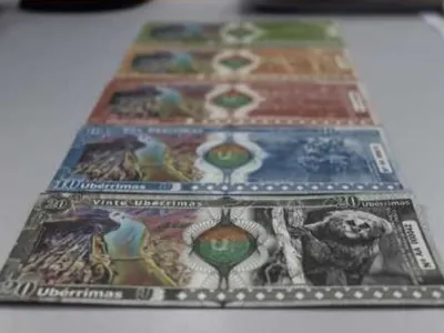 Cidade de Minas Gerais cria moeda própria para transações locais
