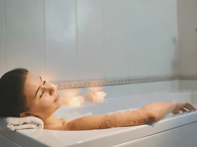 Como banheiras de hidromassagem aumentam a satisfação do hóspede