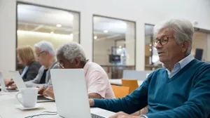 Guaratinguetá recebe curso de informática e redes sociais para idosos