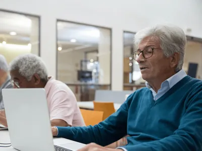 Guaratinguetá recebe curso de informática e redes sociais para idosos