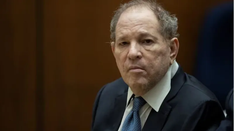 Tribunal de NY anula condenação contra Harvey Weinstein por crime de estupro