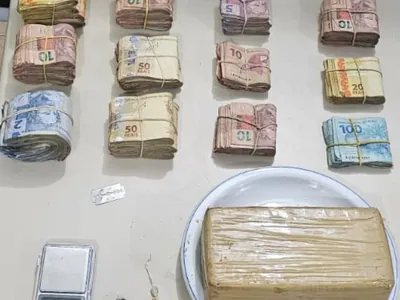 Dupla é detida com drogas e mais de R$ 35 mil em dinheiro