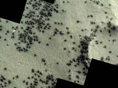Sonda orbital da ESA detecta "aranhas" em Marte