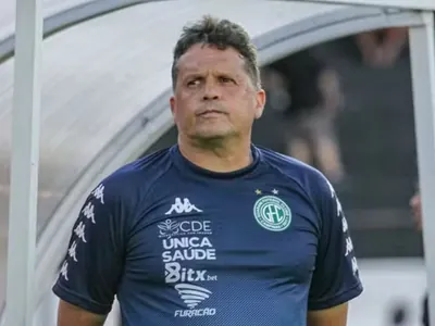 Guarani demite técnico Claudinei Oliveira após duas derrotas na Série B 