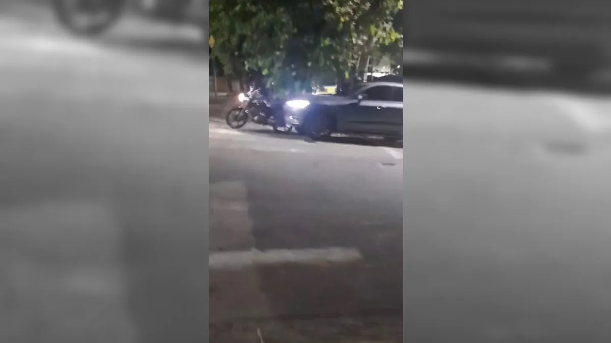 
Motociclista de 39 anos morre atropelado por carro na Tamoios em São José