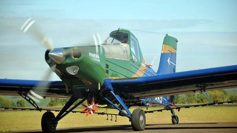 Avião agrícola Ipanema