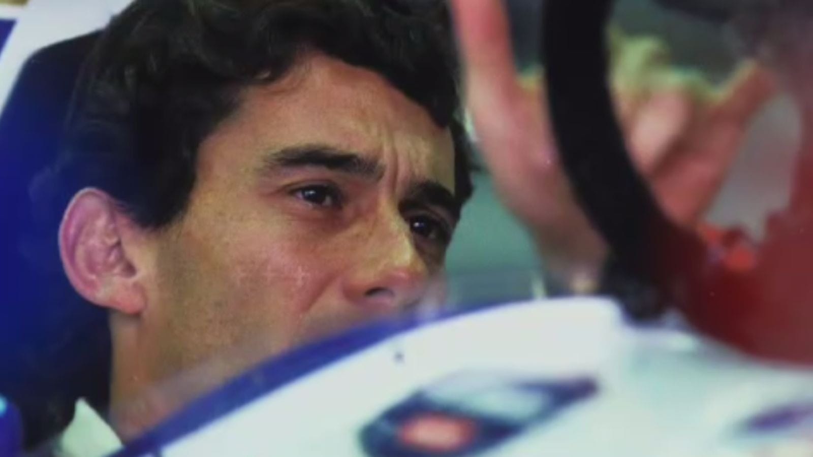 Presença de Ayrton Senna resiste ao tempo na região de Ímola, onde piloto morreu