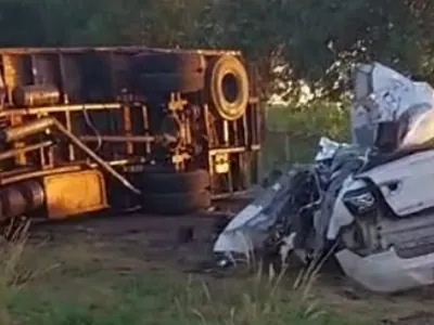 Vídeo: homem morre após batida entre carro e caminhão em Pontalinda