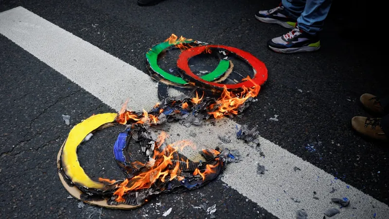 Protesto contra Olimpíadas na França