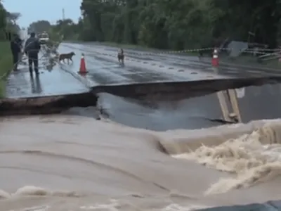 Chuvas no RS: Rio Guaíba chega a 3 metros e atinge cota de inundação