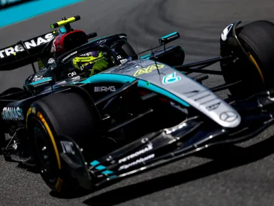 Fora do Top 10 e investigada: Mercedes tem dia de pesadelo no GP de Miami