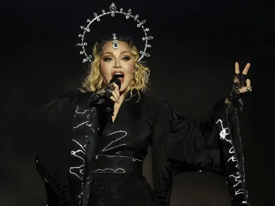 Madonna no Brasil: veja fotos do show histórico em Copacabana, no Rio de Janeiro