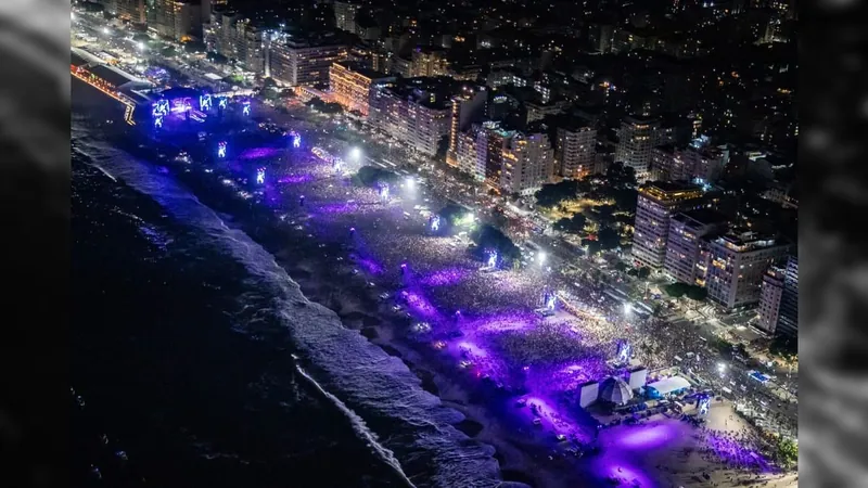 Multidão lota Praia de Copacabana durante show da Madonna 