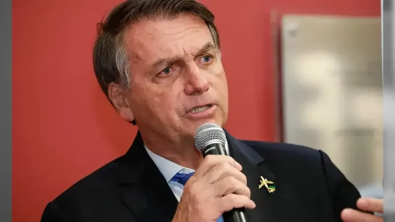 EUA afirma não ter informação sobre vacinação de Bolsonaro e aliados