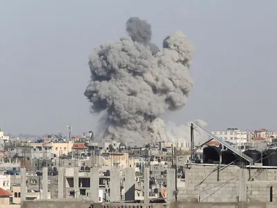 Israel ataca áreas perto de Rafah, no sul de Gaza