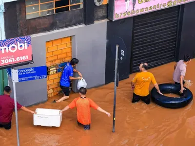Tragédia no Rio Grande do Sul mobiliza país para ajudar vítimas das chuvas
