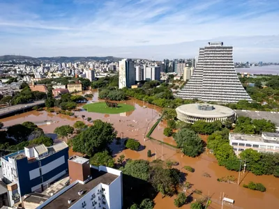 Tragédia no Sul: Chuva e ventos fortes interrompem buscas em Porto Alegre