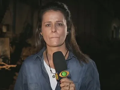 Adriana Araújo se emociona ao vivo com história de pai que perdeu tudo no RS 