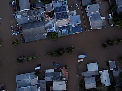 Submersa, Eldorado do Sul vira “cidade-fantasma” após ordem de evacuação total