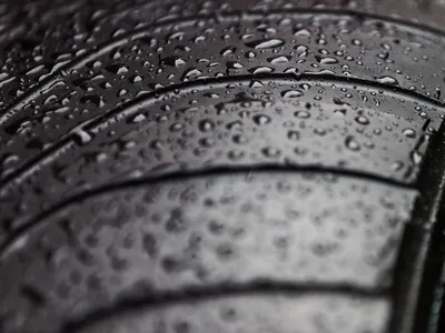 Fórmula 1 descarta cobertura de pneus para diminuir spray em corridas na chuva