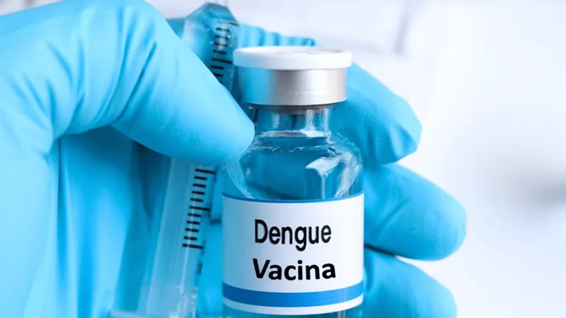 Rio inicia segunda dose de vacina da dengue em crianças e adolescentes