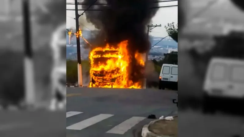 Ônibus incêndiado em Benfica, não deixou nenhum ferido