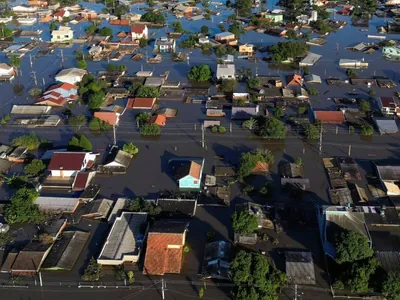 Prefeito pede evacuação imediata de sete bairros em Canoas, no RS
