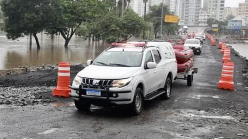 Corredor humanitário em Porto Alegre deu certo e facilita entrada de doações