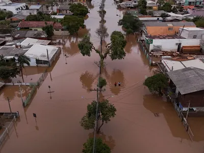 Polícia prende 9 envolvidos em saques em ‘cidade fantasma’ em enchente no RS