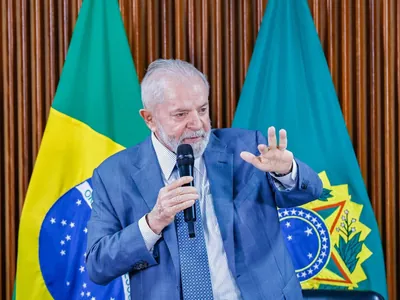 Crescimento do PIB é prova de que o Brasil ‘está no rumo certo’, diz Lula 