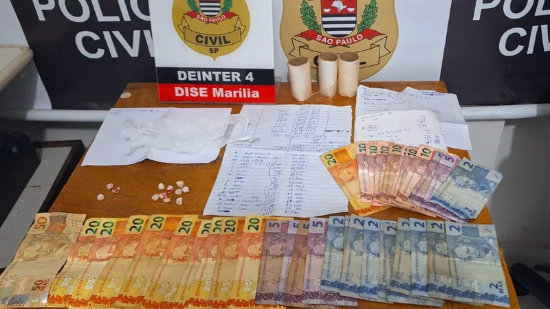 Polícia prende homem com dinheiro e pedras de crack em Marília