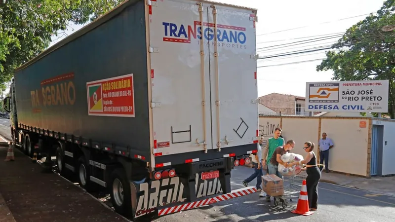 Campanha prioriza roupas de frio, cobertores e alimentos