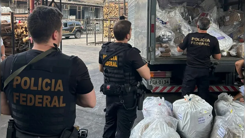 PF incinera 410 kg de drogas e outras substâncias ilícitas em Nova Odessa