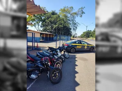 PRF encontra motos furtadas em bagageiro de ônibus de viagem