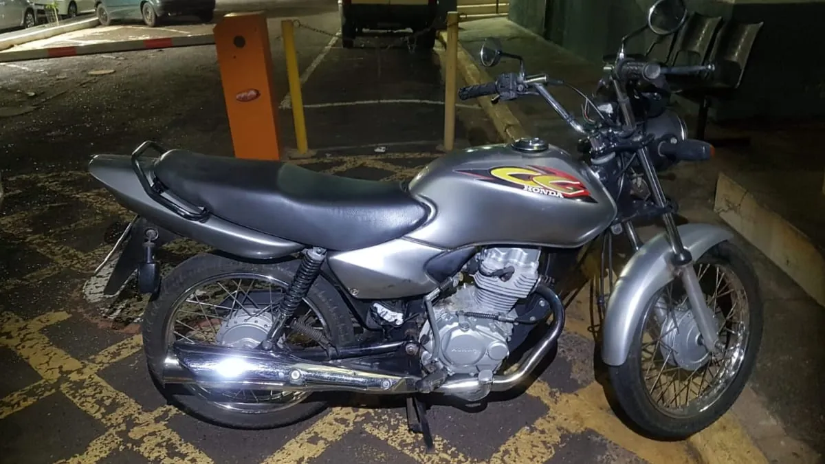 Dupla é detida após furto de motocicleta em hospital de Presidente Prudente