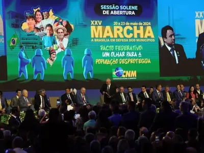 Lula anuncia renegociação de dívidas com municípios em evento com prefeitos
