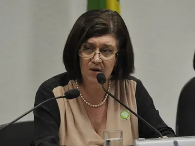 Magda Chambriard se aproxima da presidência da Petrobras